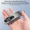 Pantalla LED y botones de la balanza digital para maletas Yesido MG41 en la mano