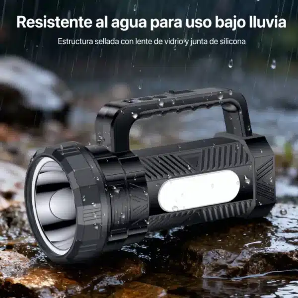 Linterna de mano recargable Yesido TC12 bajo la lluvia, estructura sellada con lente de vidrio