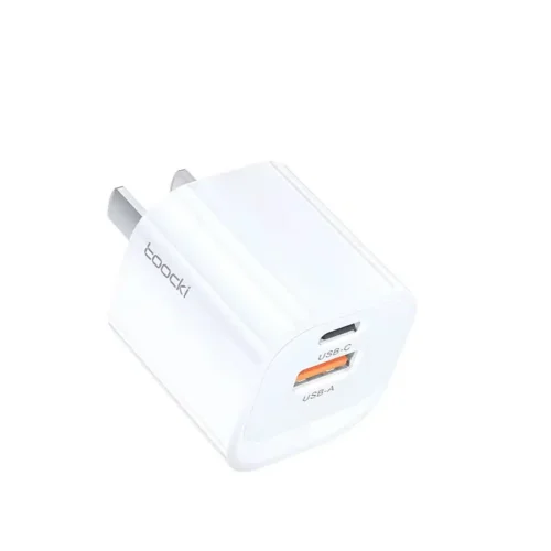 Cargador 33W GaN Toocki blanco USB-C y USB-A Cargador 33W GaN Toocki blanco compacto con puerto USB-C y USB-A