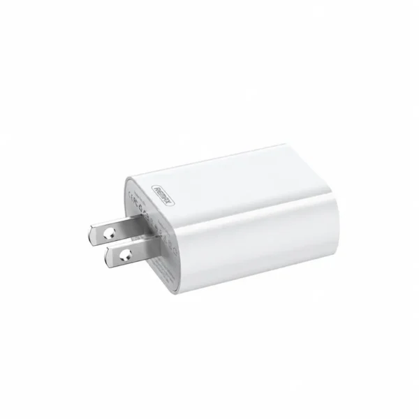 Cargador tipo C 20W Remax RP-U70 blanco con enchufe tipo americano